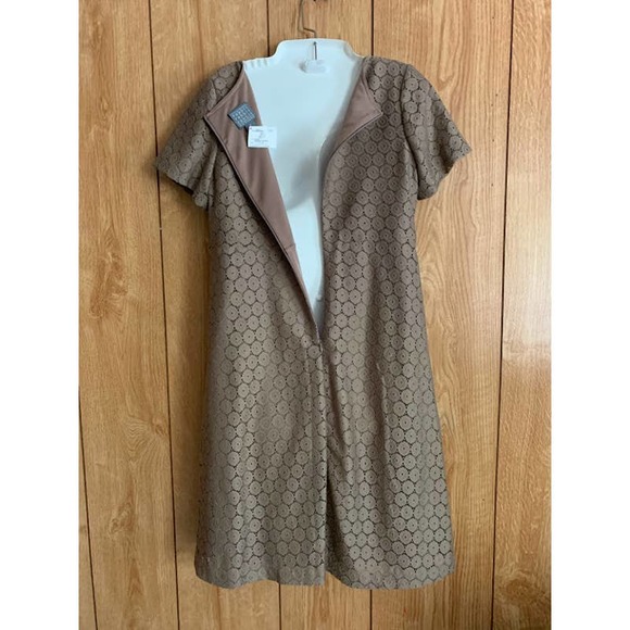 new taupe Rabbit Rabbit Rabbit dress size 8 layered short sleeve - Picture 4 of 9